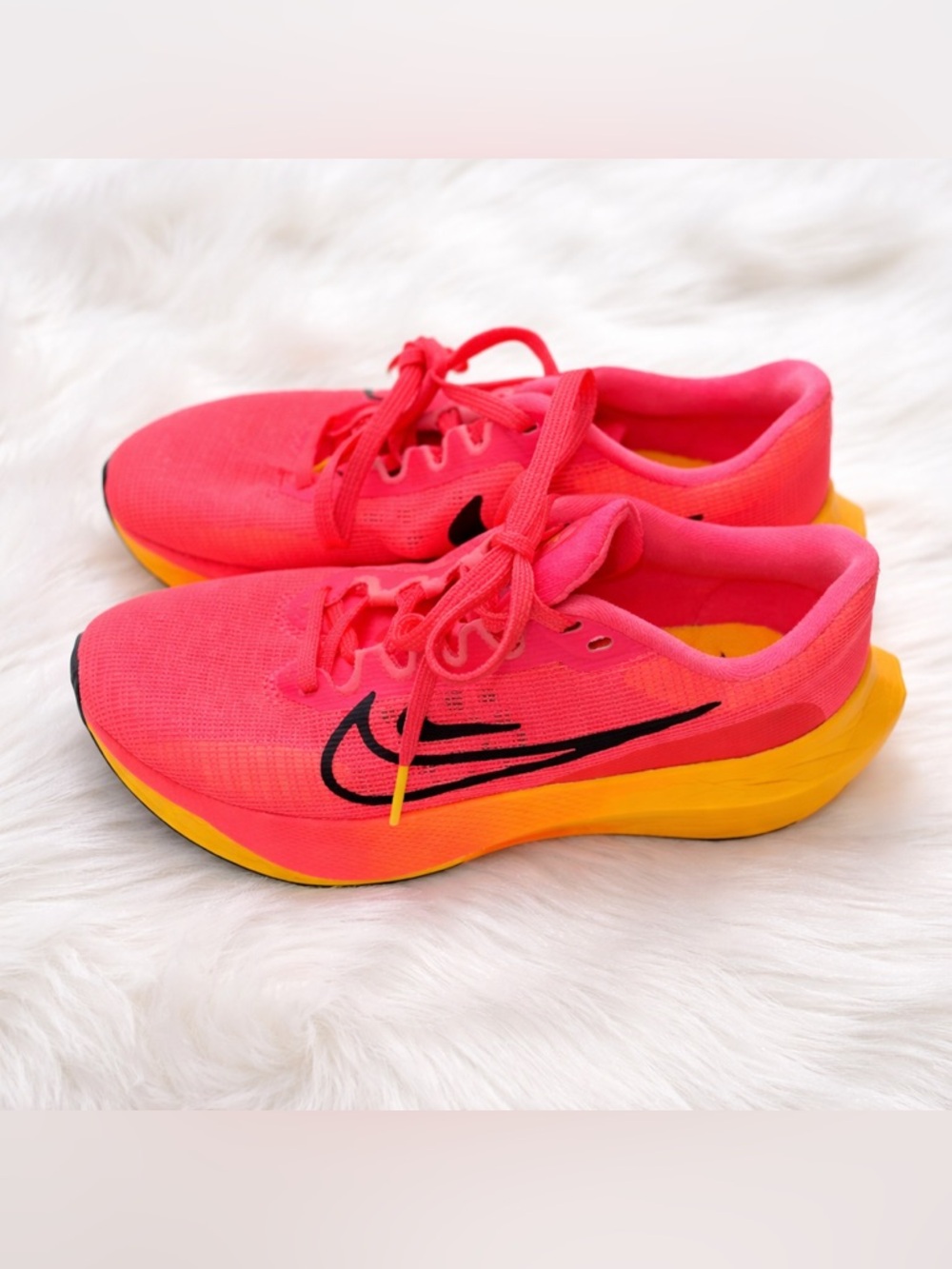 Nike Zoom Fly 5 Hyper Pink Women’s Size 5 Running Shoes Bright Athletic Sneaker - Picture 4 of 5